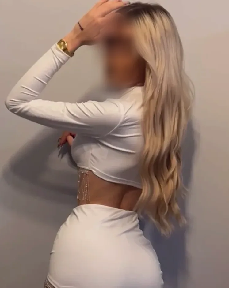 Francisca, 20 años