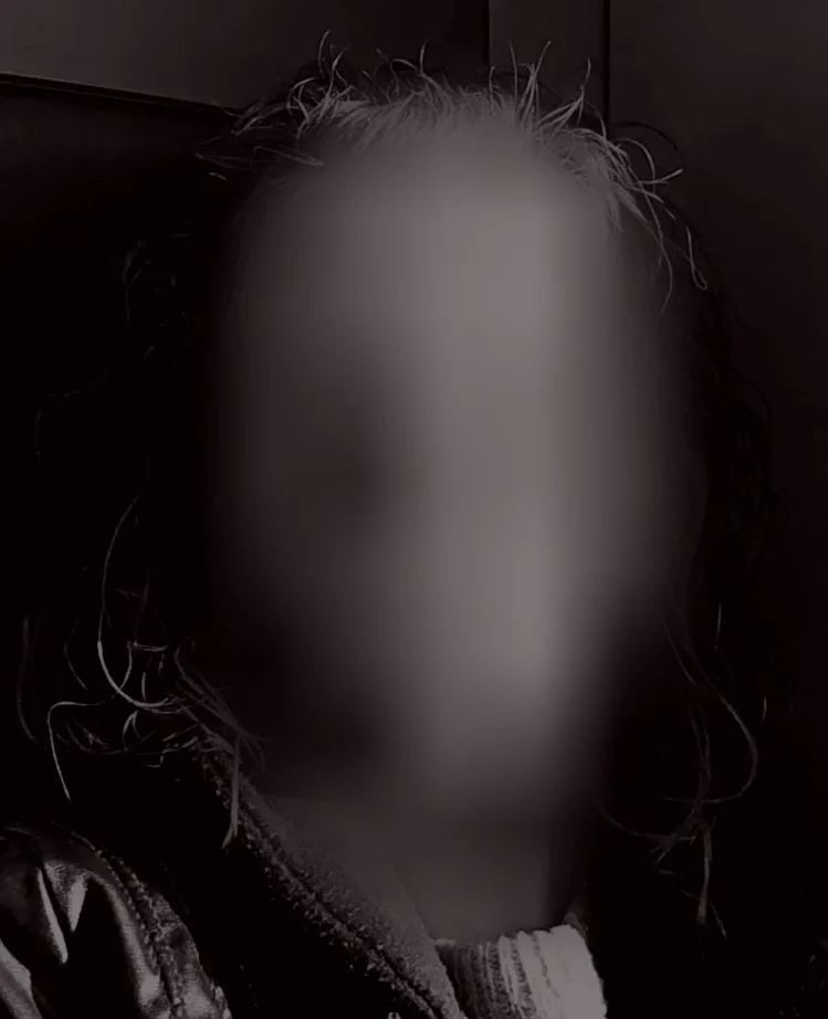 Mónica, 33 años