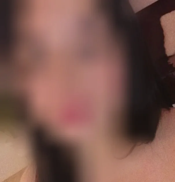 Nawal, 34 años